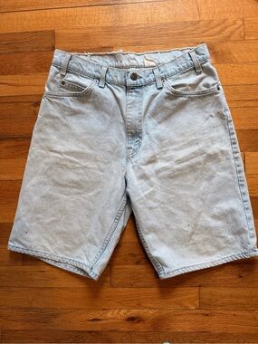 Vintage Orange Tab Levi’s Light Wash Denim Jean Shorts 550 size 34